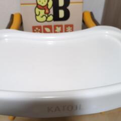 ベビー用チェア お食事テーブルの画像