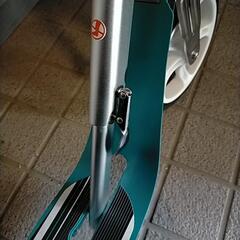 非電動　キックスケーター　ロックピン壊れてますの画像