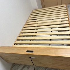 セミダブルベッドの画像