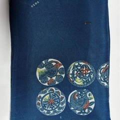 ☆クリ-ニング済み商品！中古未使用品藍色小手毬花模様風呂敷66×62御祝い事贈答品など大切な品物を包んで持ち運ぶ時収納時に軽量最適の画像