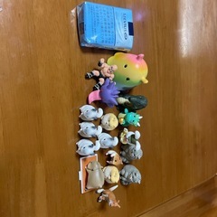 動物等のフィギュアの画像