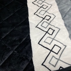 【実質新品】中綿入り冬用フランネル敷きパッド シングルサイズ②の画像