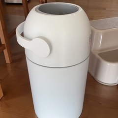 Pigeon  オムツ用ゴミ箱