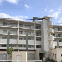 🏡🐶敷金・礼金0円　小型犬飼育相談可　専用ガレージ　駐車2台無料...