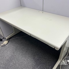 プラス スチールOAデスク 幅140cm 事務机 フラットライン...