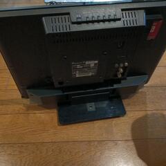 値下げしました　コンパクトな地上デジタル、BS.CSデジタル、ハードディスク録画可能(別売り品)19インチテレビの画像