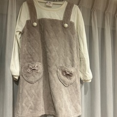 120女の子服の画像