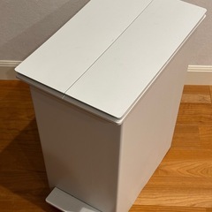 MUJI 無印良品　再生ポリプロピレン入り　ペダル式ダストボック...