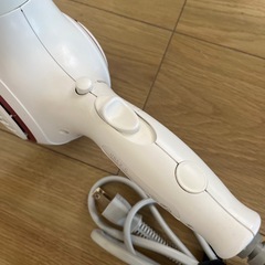 ヘアビューロン　ドライヤー　2Dの画像