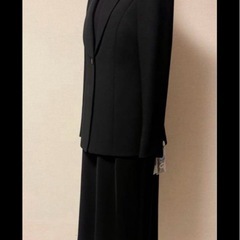 【新品】ブラック　高級礼服　喪服　セットアップ　ジャケット＆ワンピース　M～Ｌ　ゆったりめの画像