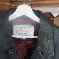 皮のコート、モスグリーン、防寒の画像