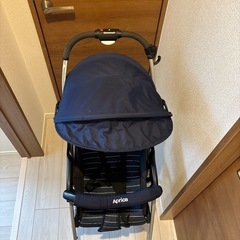 アップリカ　軽いベビーカーB型タイプの画像