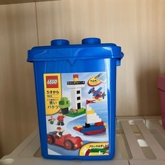 レゴ　青いバケツ
