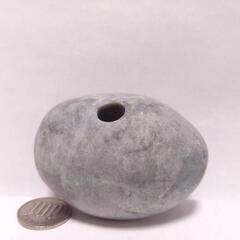 すぐにお渡しできます♪誰でも鳴らせる糸魚川翡翠の石笛(大)　ズッシリ340gの画像