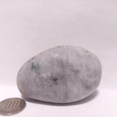 すぐにお渡しできます♪誰でも鳴らせる糸魚川翡翠の石笛(大)　ズッシリ275gの画像