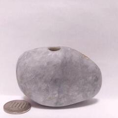 すぐにお渡しできます♪誰でも鳴らせる糸魚川翡翠の石笛(大)　ズッシリ275gの画像