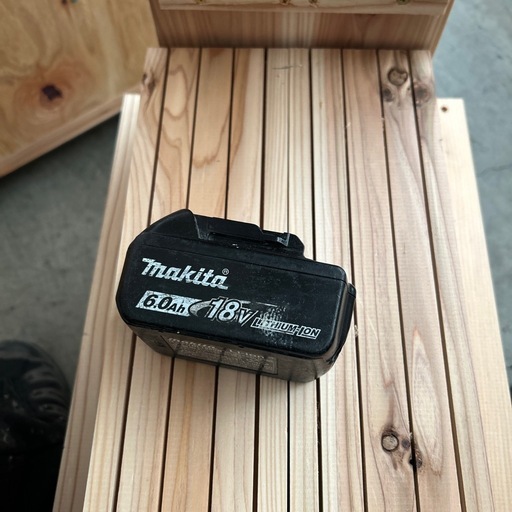 完売御礼‼️純正‼️マキタバッテリー中古‼️18V6Ah‼️一個‼️