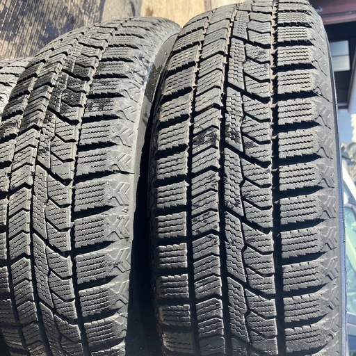 本日お渡しできます。14インチコンパクトカースタッドレスタイヤ
