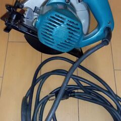 電動のこぎり　マキタ　モデル5605BAの画像