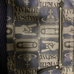 ヴィヴィアンウエストウッドのクラッチバッグ