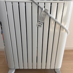 デロンギオイルヒーター　電気ヒーター　中古　お買得品
