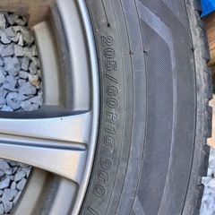【対応中】zelerna ホイール　スタッドレスタイヤ4本　205/60r16の画像
