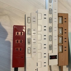 【5本まとめ売り】延長コード電源タップ各種の画像