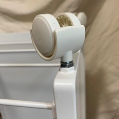 分別できるゴミ箱 <山崎実業 tower目隠し分別ダストワゴン2分別>の画像