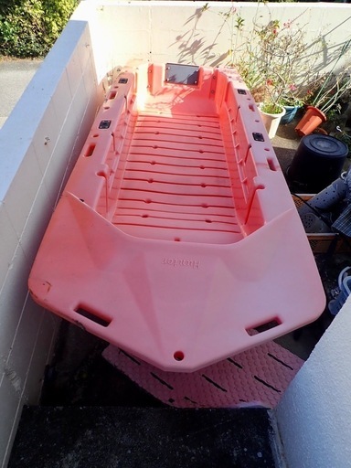 ハンターボートサイドフロート、ノーパンクタイヤドーリ