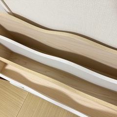 ニトリの絵本ラック本棚の画像