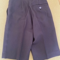 ボーイズ濃紺半ズボンの画像