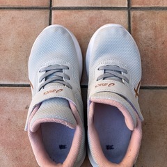 アシックス　キッズ
