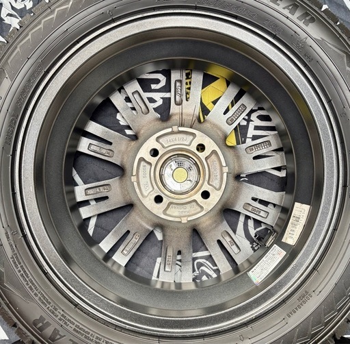商談中」①155/65R14 新品冬用タイヤ4本と美品中古ホイールとナット 
