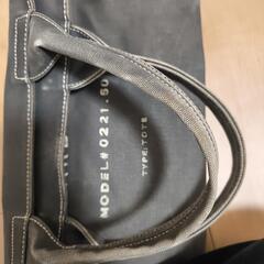 MARC BY MARC JACOBS の画像