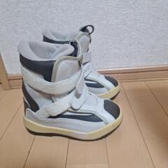 19～19.5スノーボードブーツの画像