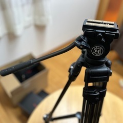 【決まりました】ビデオカメラ用三脚 HELIN HL-T660の画像