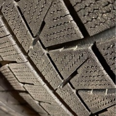 スタッドレスタイヤ　195/65r16 ブリヂストン　REVO GZ　の画像