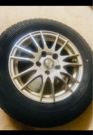 スタッドレスタイヤ　195/65r16 ブリヂストン　REVO GZ