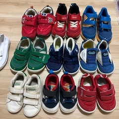 【受渡者確定】男の子、靴、スニーカー、保育園や幼稚園用におすすめ