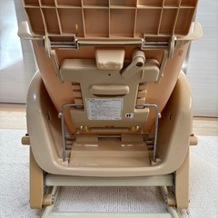 ベビーチェア　カバー付きの画像