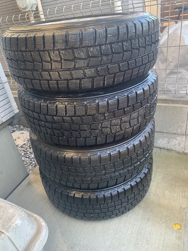 スタッドレスタイヤアルミホイル4本セットダンロップTOYOTA純正