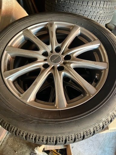 215/60R17 スタッドレス