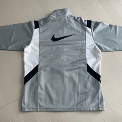 ナイキジャージ上下、セットアップの画像