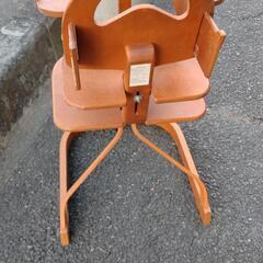 ベビーチェア　テーブル付き　中古の画像