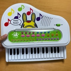 ロディー　ピアノ