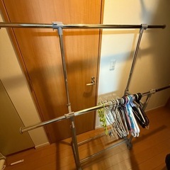 ハンガーラック