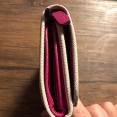ブルガリ三つ折り財布の画像