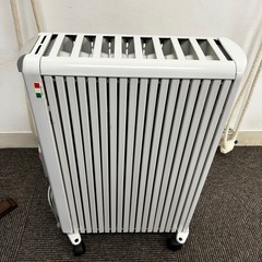 最終値下げ【美品】デロンギオイルヒーターの画像