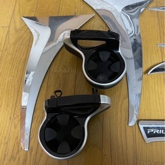 本日限定値下げ！16,000円→11,000円　プリウス　外装　カスタム　メッキ　ドリンクホルダーの画像