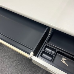 プラス スチールOAデスク 幅120cm 片袖机 3段 事務机 引出し付き その①の画像